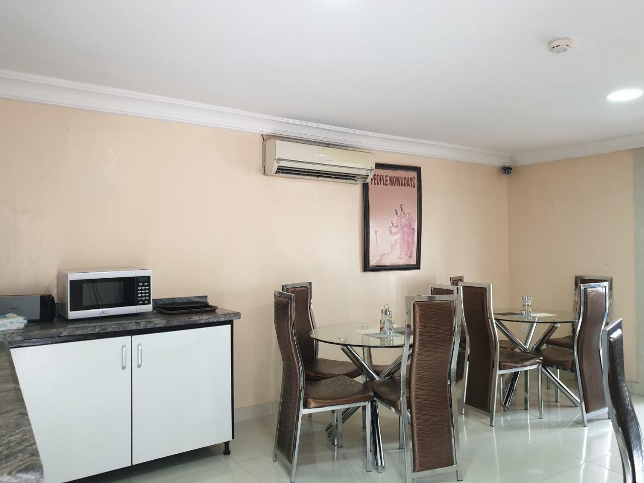 Primal Aparthotel Ikoyi Lagos Exterior foto